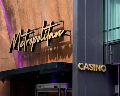 Behind the Velvet Rope: The Mayfair Casino Where Waiters Say the Tip Jar Is Rigged