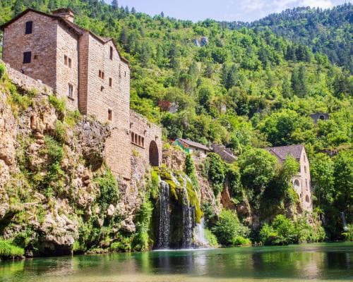 The Beaver’s Return: Why the Ultra-Rich Are Hiking France’s Most Exclusive New Trail
