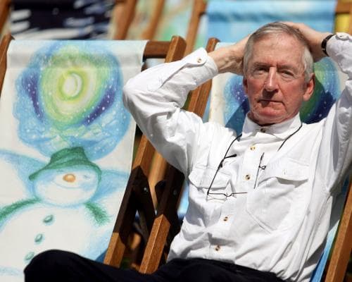 The Snowman’s Bookshelf: Raymond Briggs’s Personal Library Finds a New Home