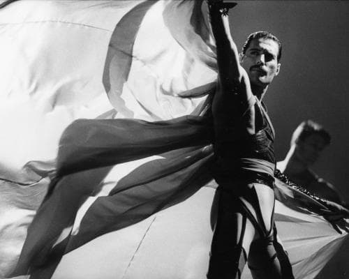 Freddie Mercury’s ‘Splendid Things’: A Royal Wardrobe Takes the V&A