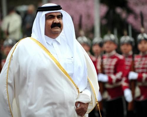 The Emir Who Drove His Own Car: Sheikh Hamad bin Khalifa Al Thani’s Unlikely Legacy of Power and Precision