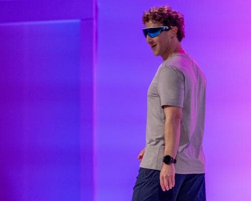 Meta's $80B Bet on Your Face: Why Zuckerberg's Smart Glasses Are a Privacy Time Bomb