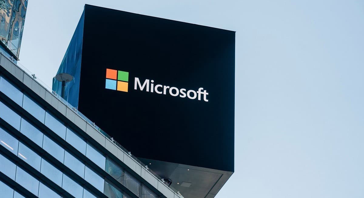 Microsoft's $190B AI Bet Ripples South: What It Means for the Region's Tech Capital