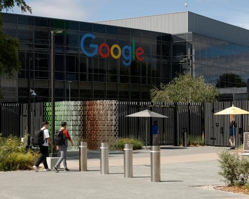 Inside the $4 Trillion Tension: Google’s AI Ambition Meets a Revolt of the Elite