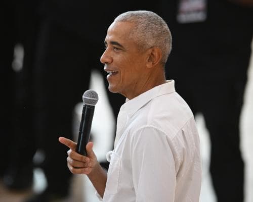 The Former President’s Bookshelf: Barack Obama’s New Podcast Turns Literature into the Ultimate Status Symbol