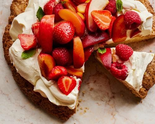 The Billionaire's Summer Table: A Shortcake Worthy of a King's Market