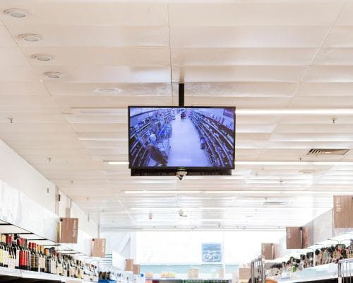 The Four-Second Warning: How Facial Recognition Is Rewriting the Rules of Retail Security for the Ultra-Wealthy