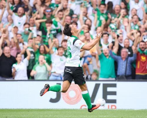 A 126 km/h Thunderbolt and a City's Tears: Racing Santander's Return Is a Masterclass in Emotional Capital