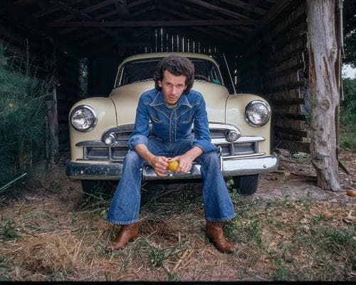 The Ghost of Honky-Tonk: Gary Stewart, the Cult Hero Even Bob Dylan Can’t Forget