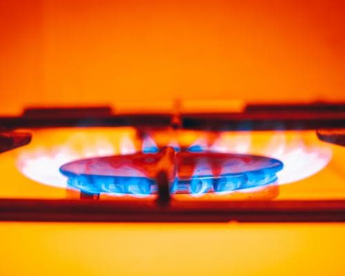 The Price of Warmth: Why Even the Wealthy Should Watch Britain's Energy Throne