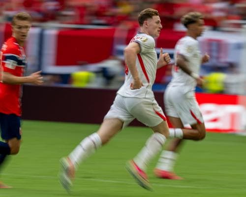 The 14.8-Kilometer Diamond: Elliot Anderson’s Quiet Mastery on the Miami Pitch