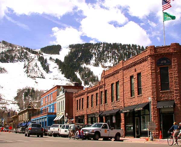 Aspen's Most Private Ski Chalet Lists for $28M