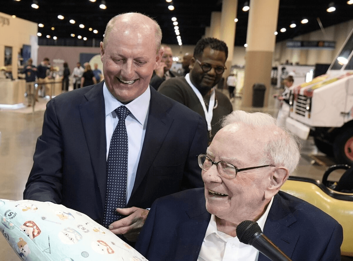 Buffett's Successor Rewrites Berkshire's Script: Alphabet Leapfrogs Coca-Cola